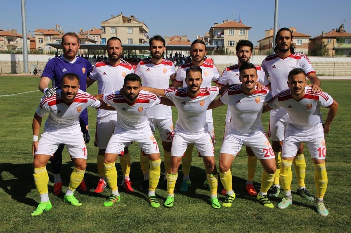 Karaman Belediyespor\'da Lige Üç Puanla Başlamanın Sevinci Yaşanıyor