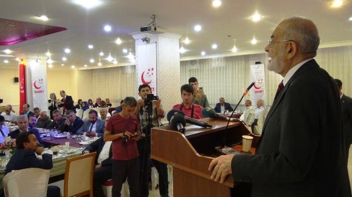 Karamollaoğlu: En Fakir İnsan Saraydakine Nazaran Hürdür