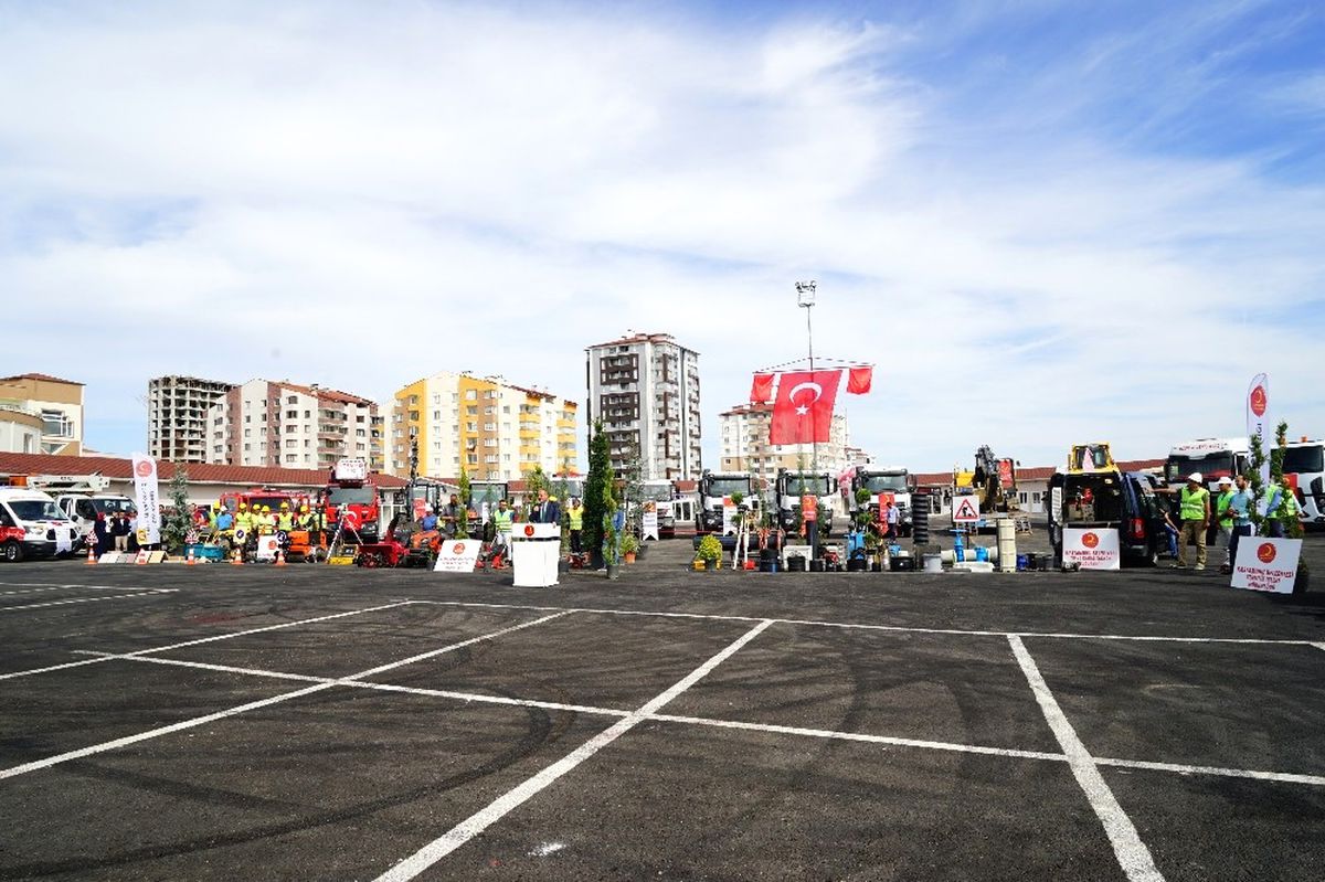 Kastamonu Belediyesi, Üç Yılda 13 Milyon Liralık Yatırımla 73 Adet Araç Satın Aldı