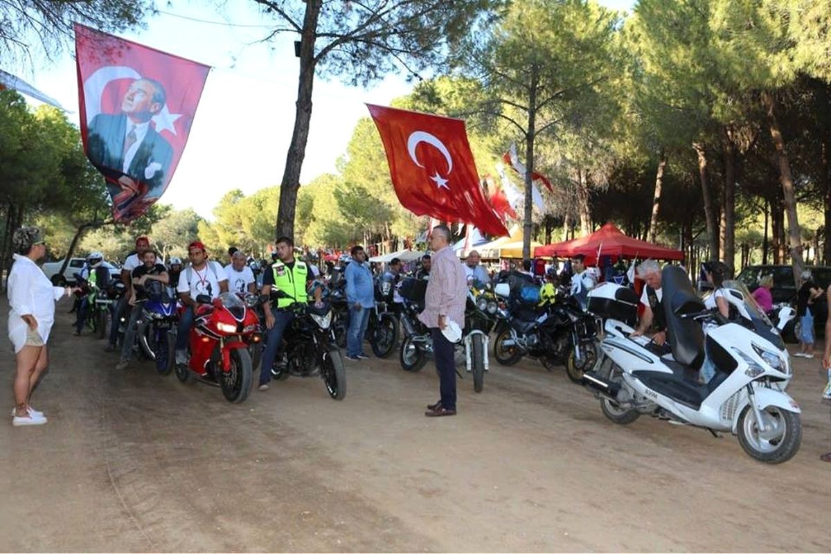 Motor Tutkunları Didim\'de Toplandı