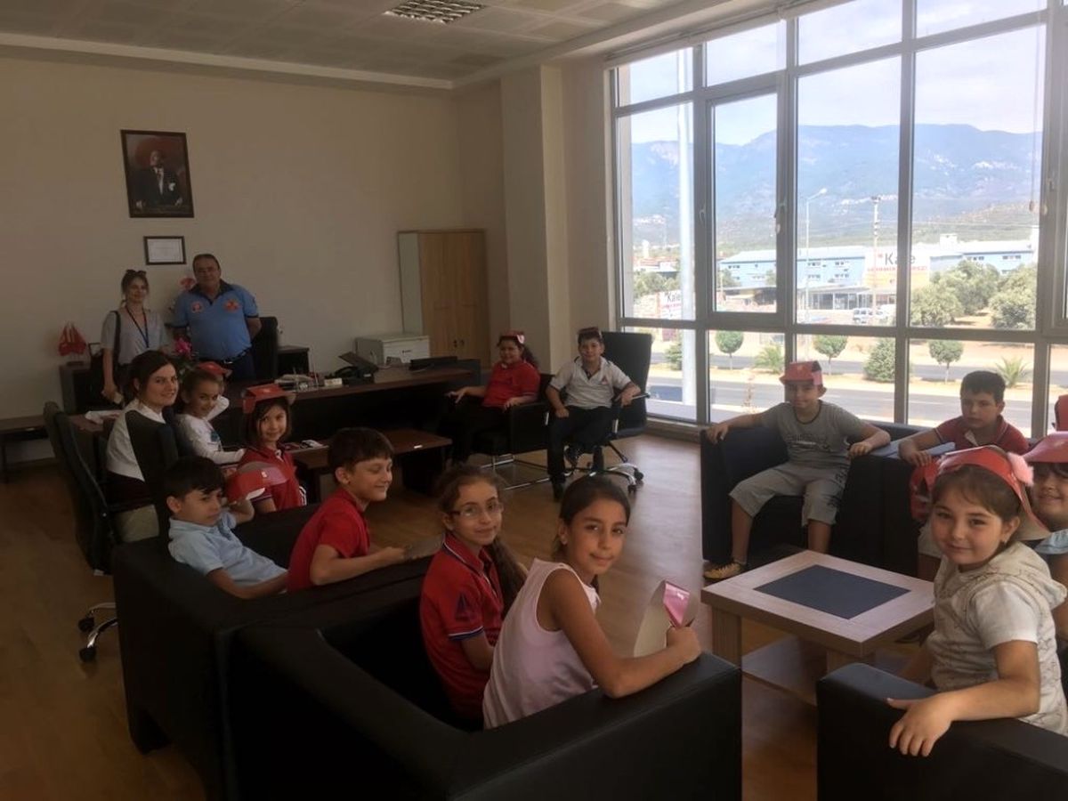 Öğrencilerden, İtfaiyecilere Ziyaret
