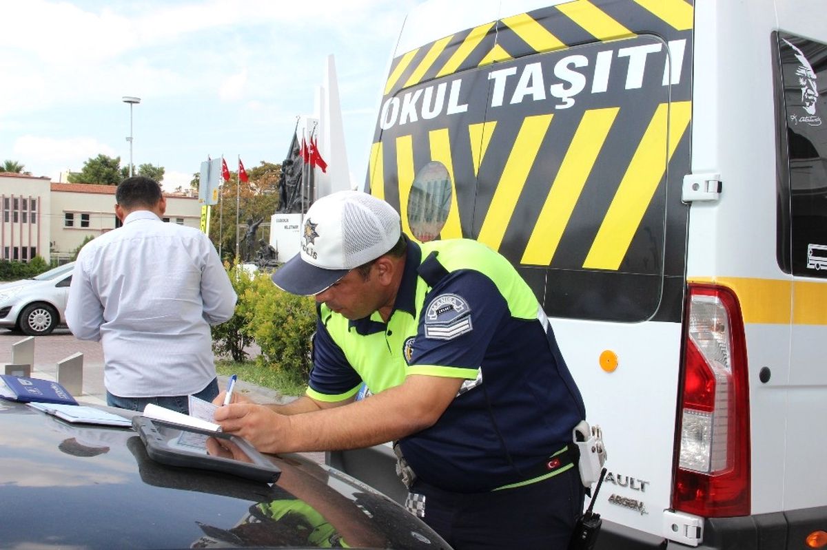 Okul Servislerine Ceza Yağdı