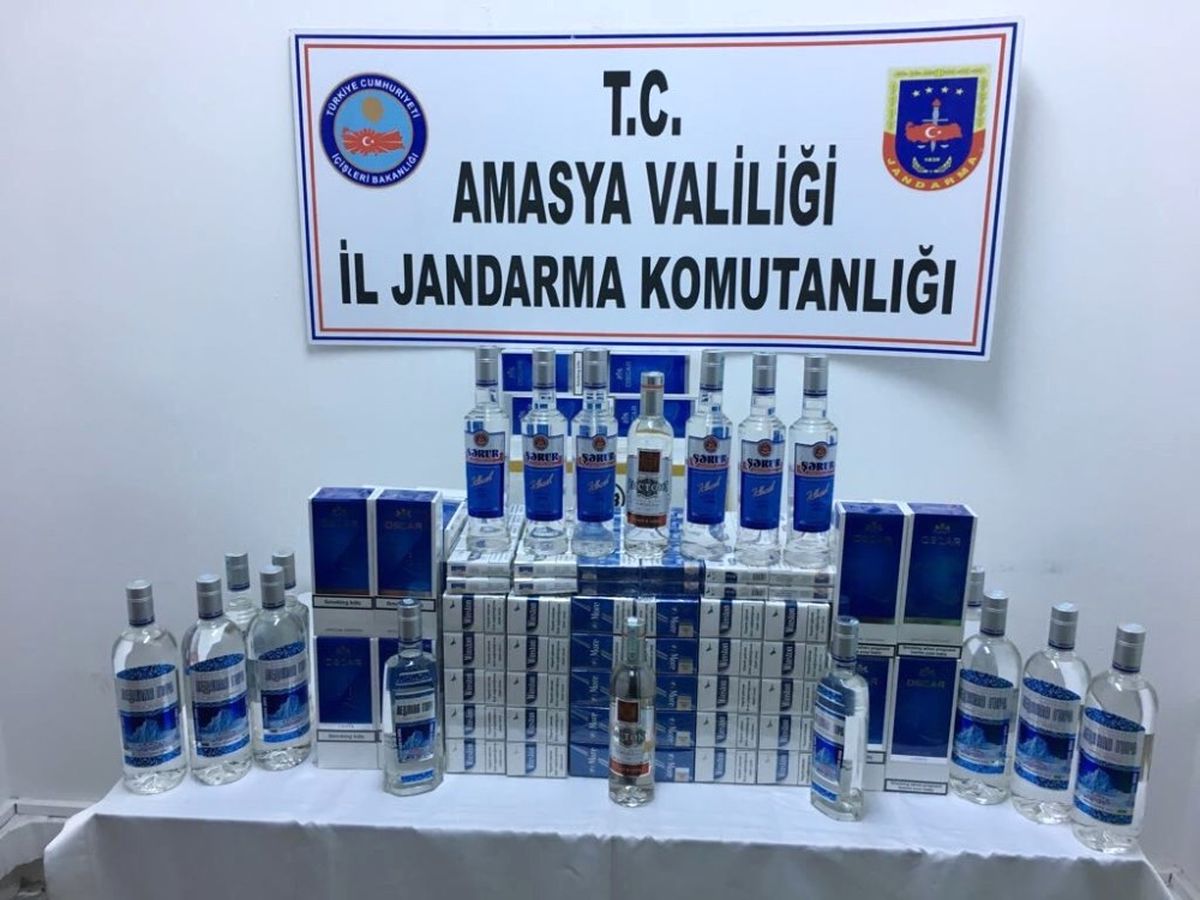 Otobüste Kaçak Sigara ile İçki Ele Geçirildi