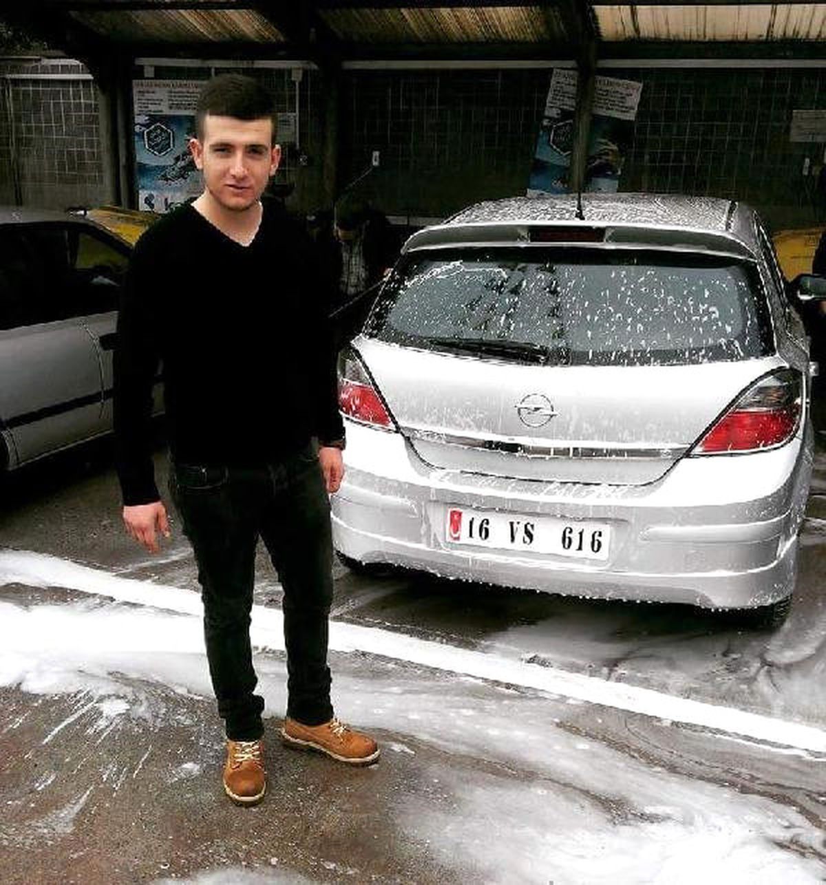 Şarampole Uçan Otomobilde 1 Ölü, 1 Yaralı