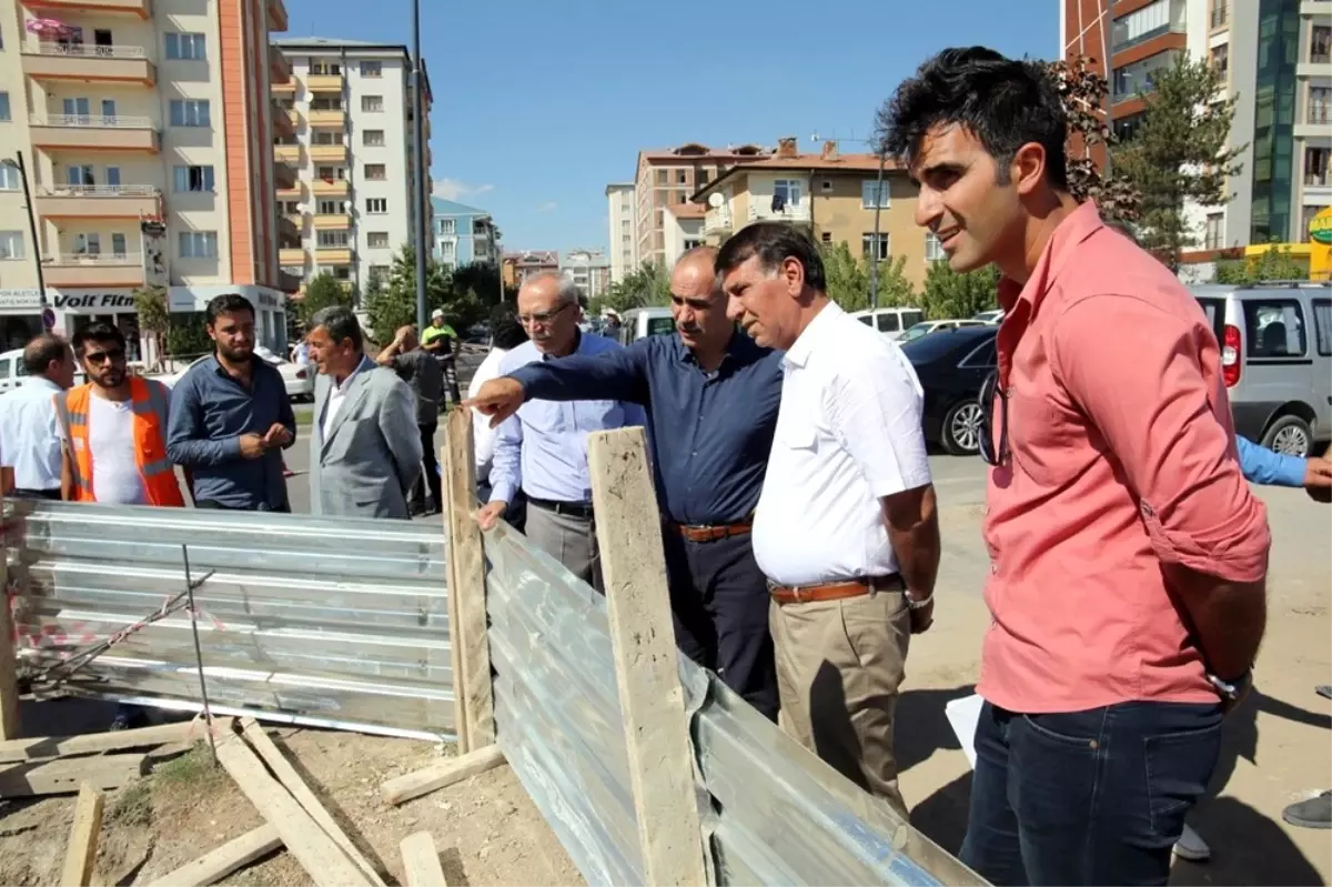 Stadyum Bölgesine Üst Geçit Yapılıyor