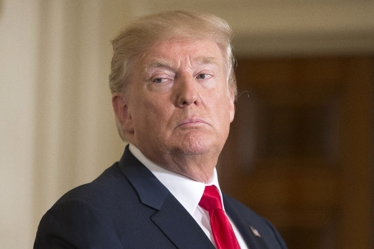 Trump ABD\'ye Seyahat Yasağını Genişletti