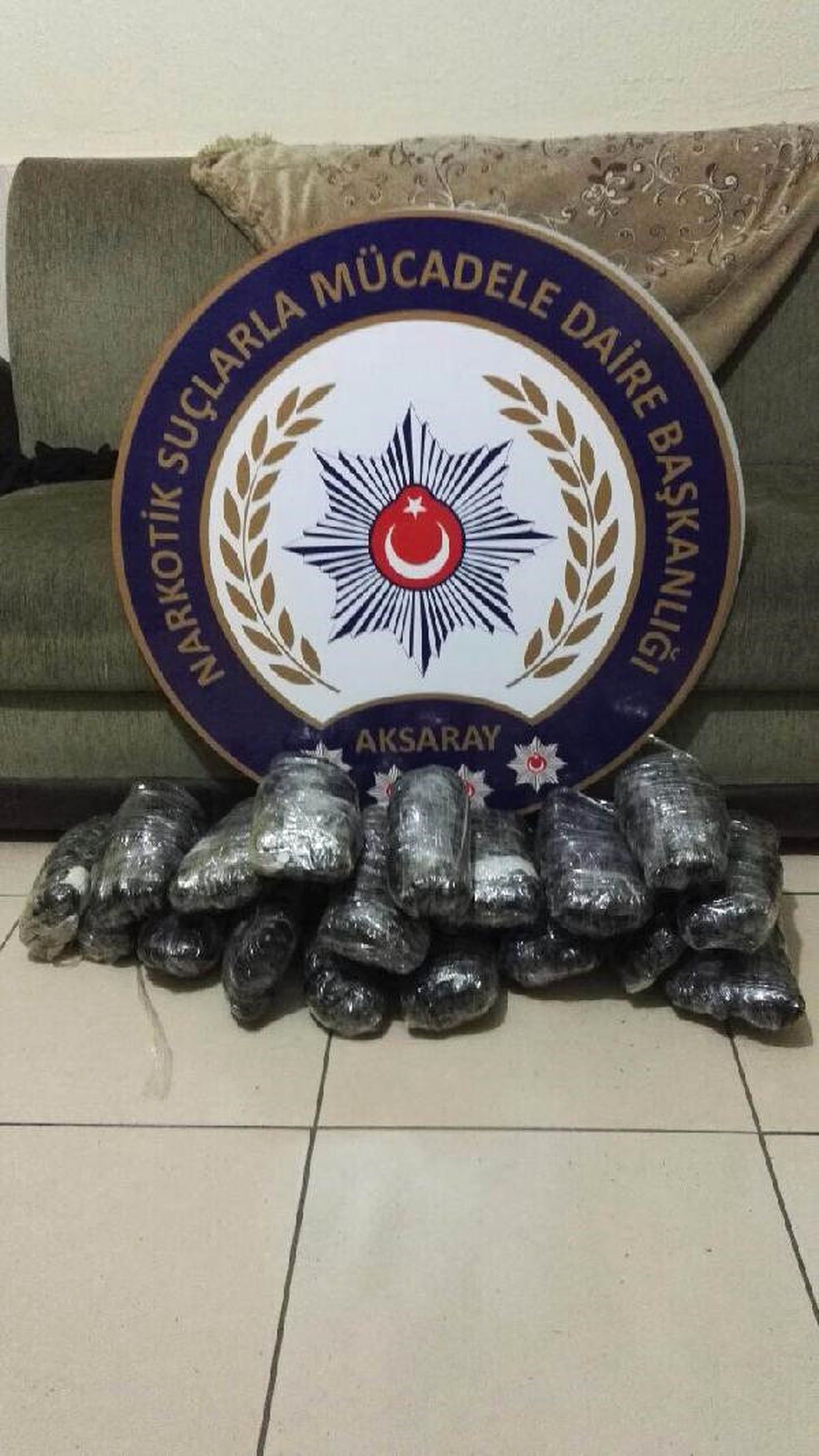 Yolcu Otobüsünde 11 Kilo Esrar Ele Geçirildi