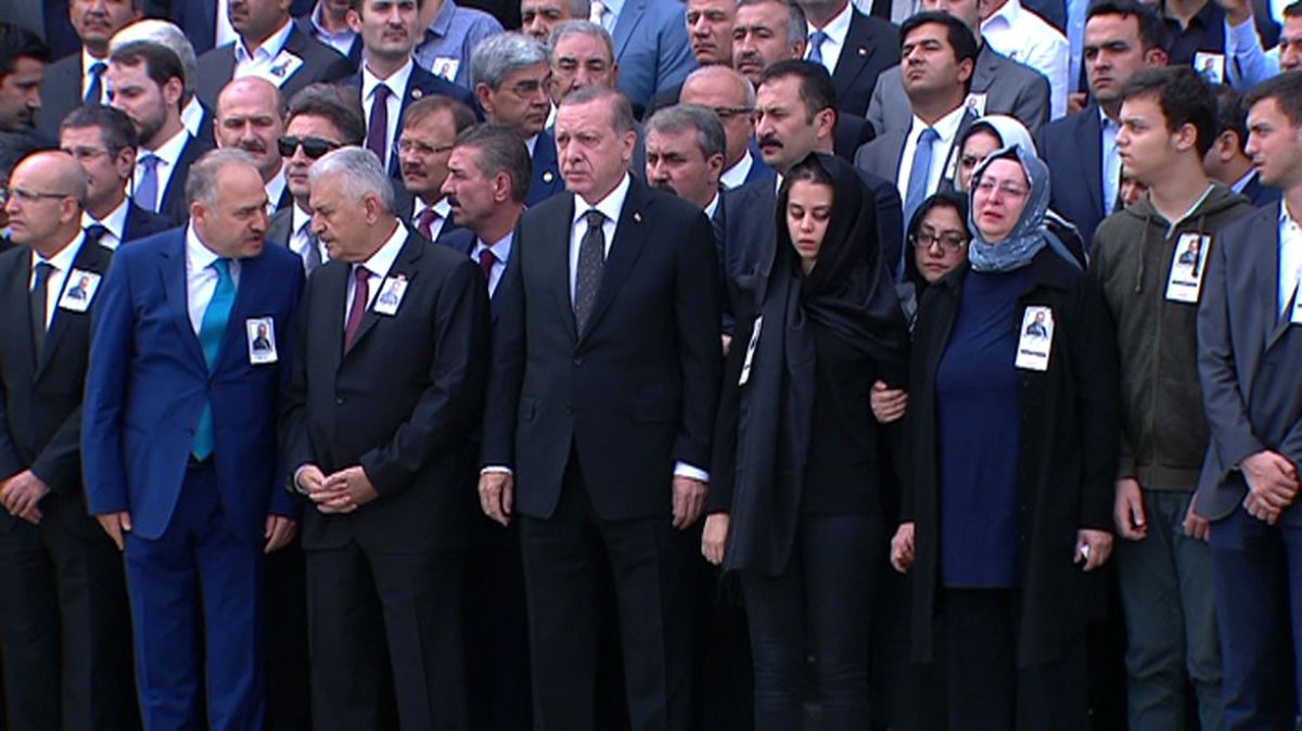 Ak Partili Vekil İçin Meclis\'te Tören