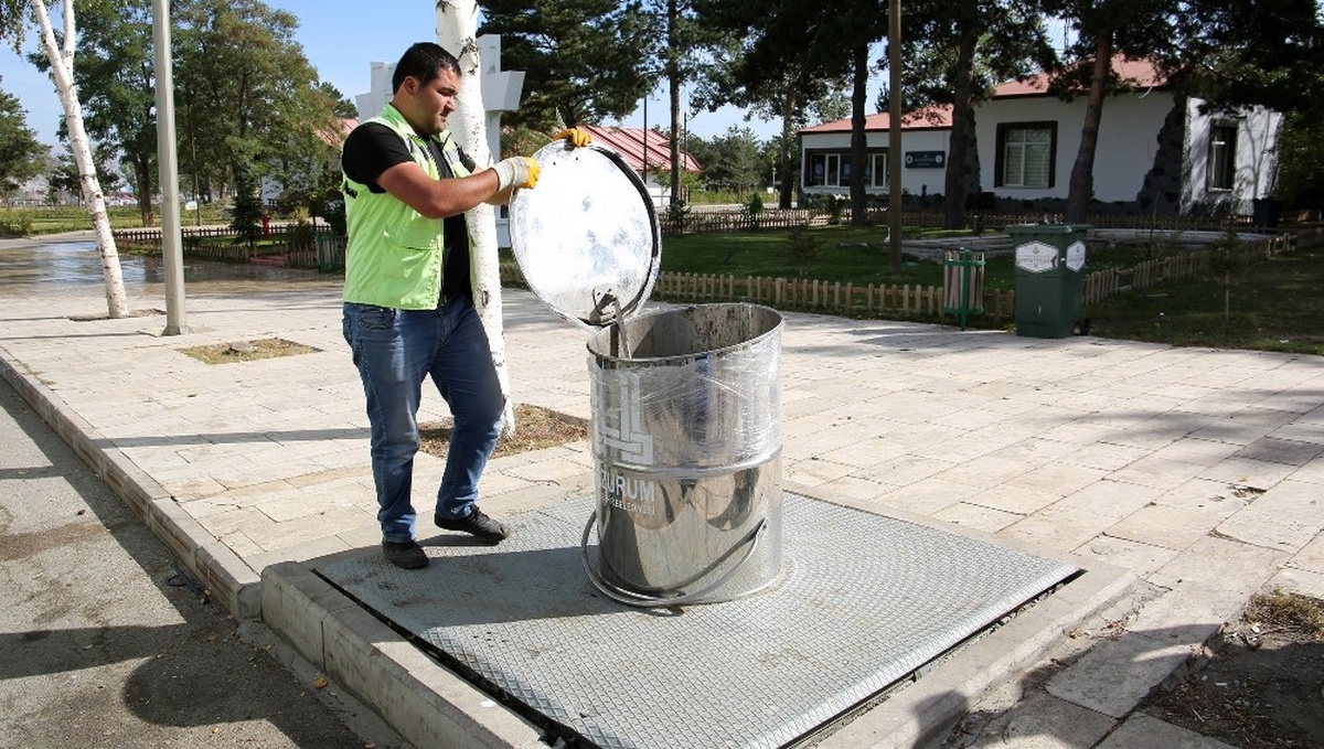 Büyükşehir\'in Yeraltı Çöp Konteynırları Kışa Hazır