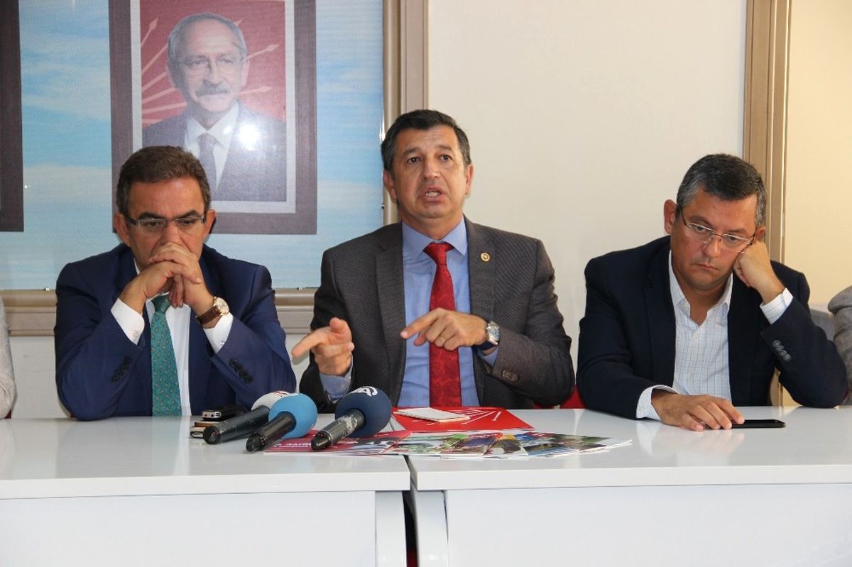 CHP\'nin Kurmayları Üzüm Mitingi İçin Manisa\'da