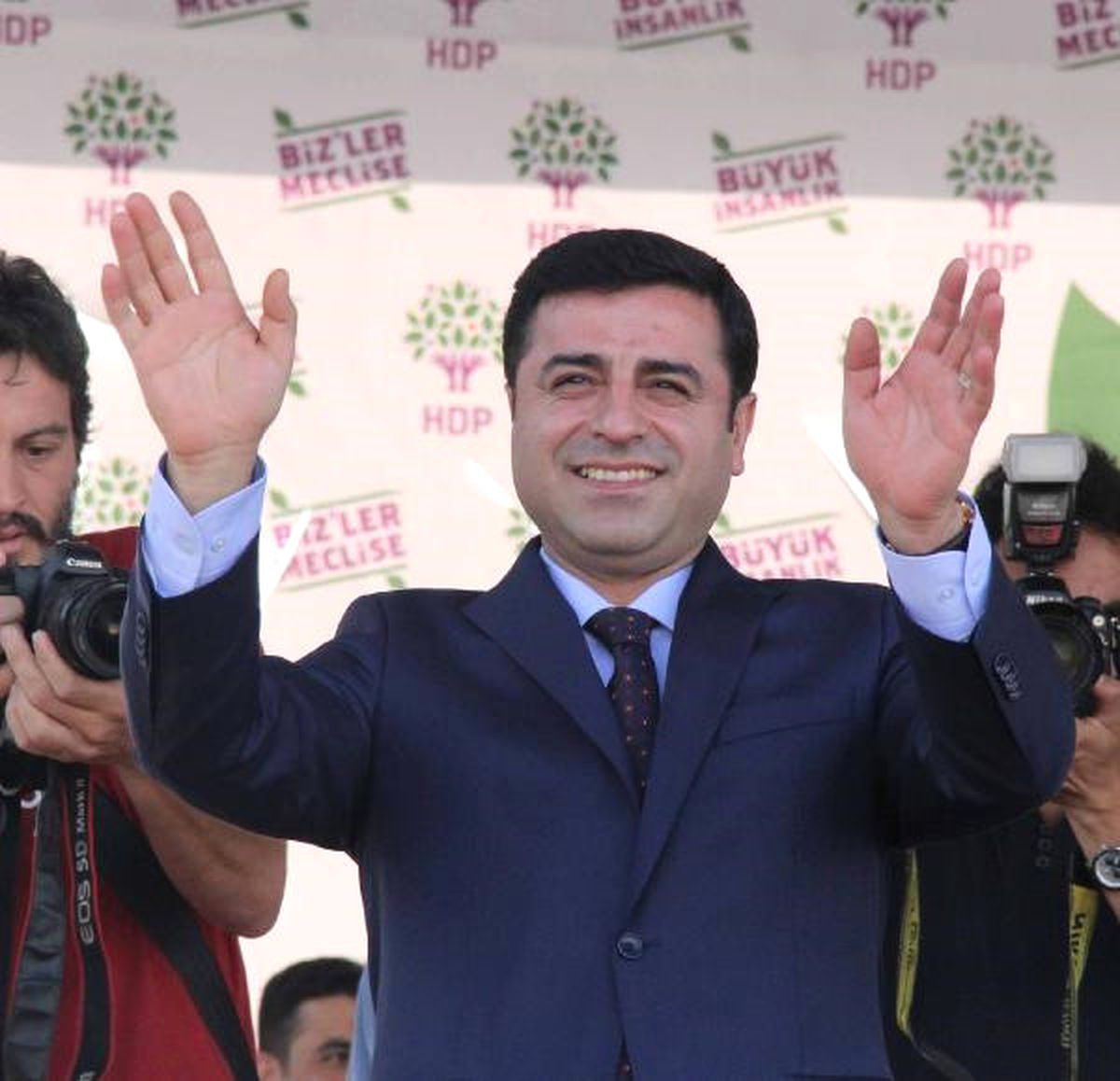 Demirtaş\'ın Yargılandığı Dava Ertelendi