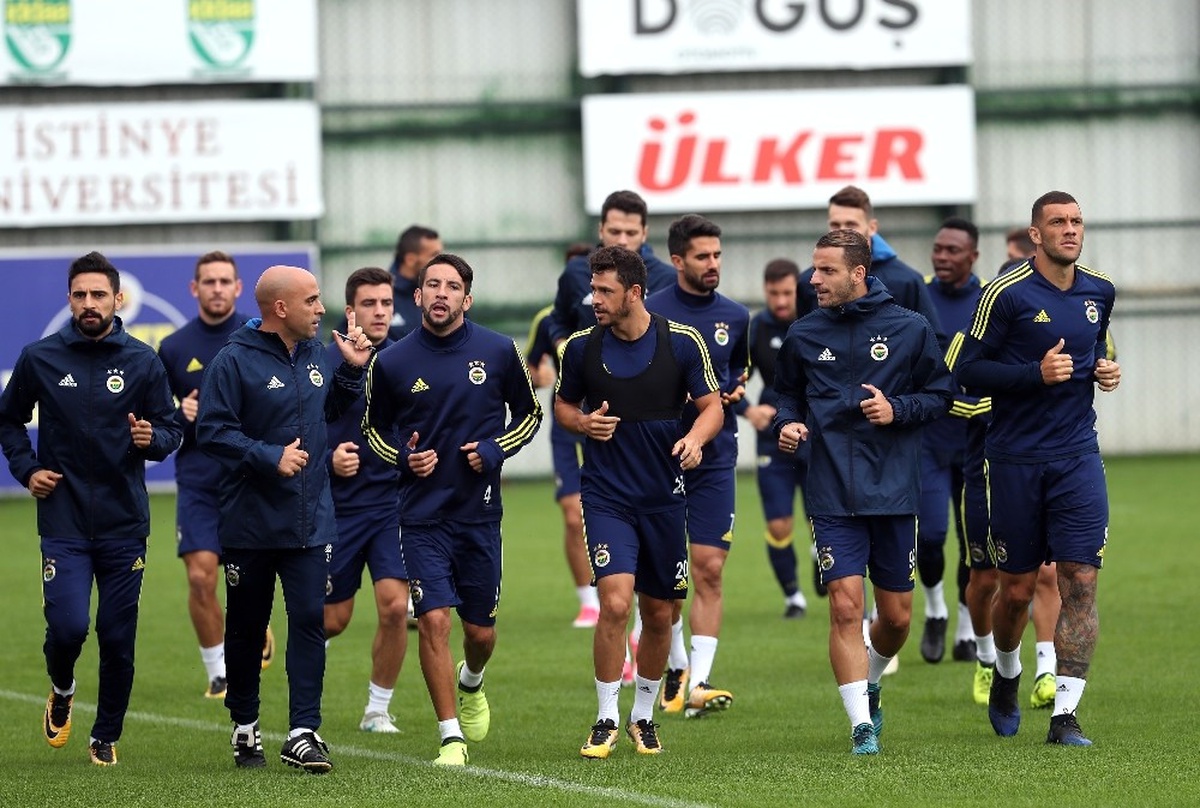 Fenerbahçe\'de Akhisarspor Maçı Hazırlıkları Başladı
