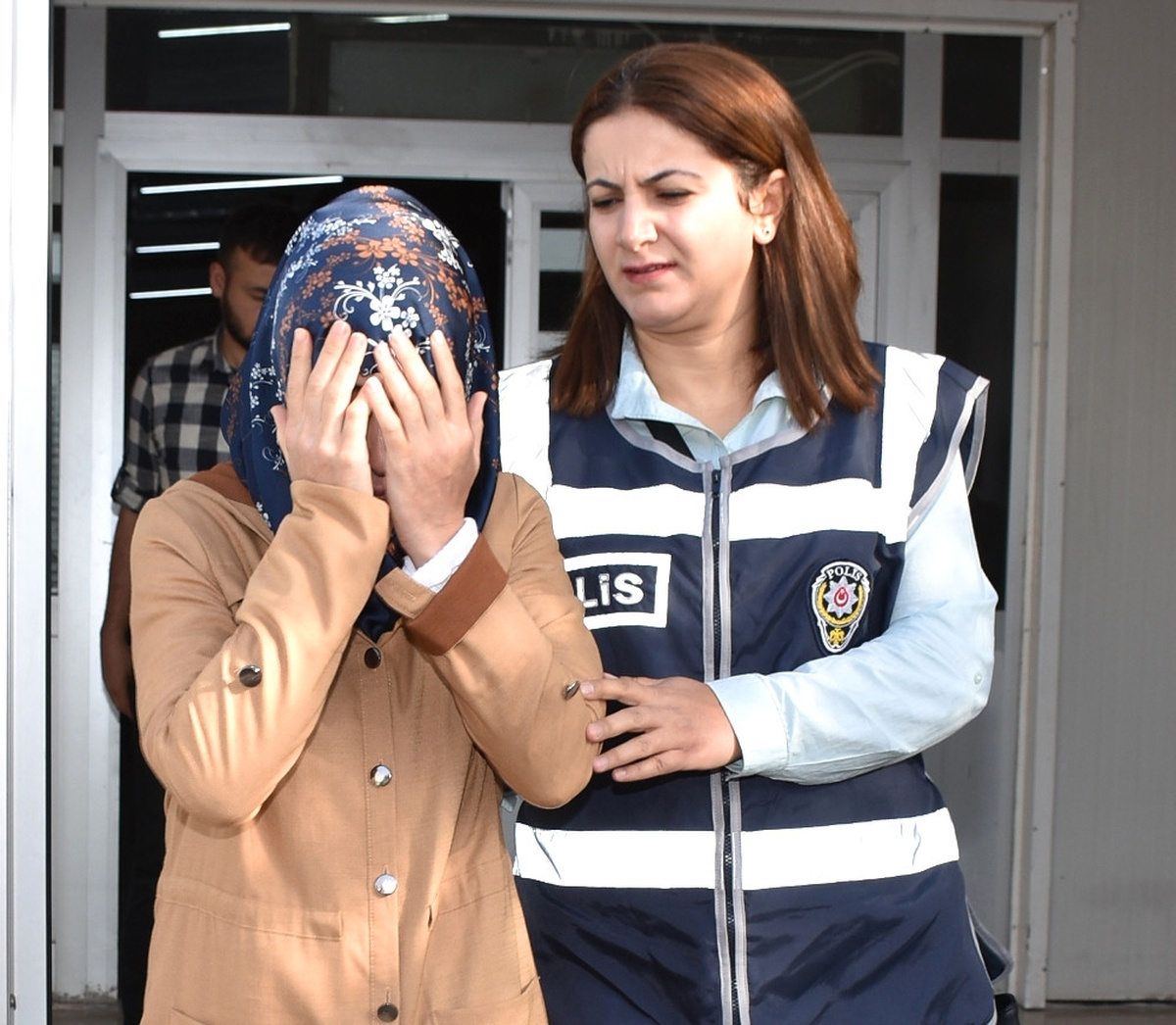 Fetö\'nün Sağlık Yapılanmasına Operasyon: 18 Gözaltı