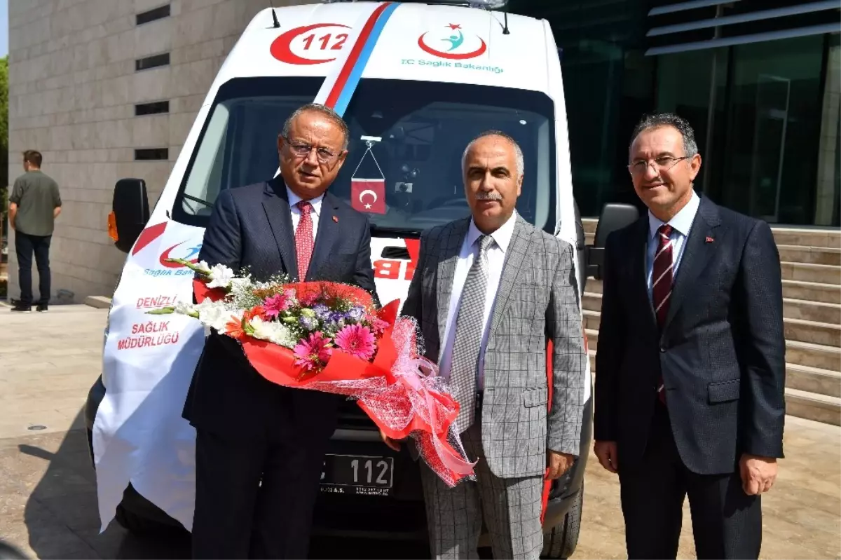 Hayırsever İş Adamından Ambulans Bağışı