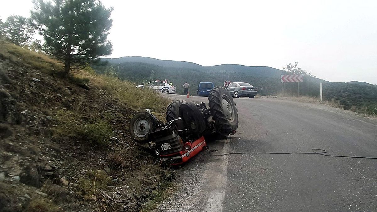 Kastamonu\'da Traktörün Altında Kalan Sürücü Yaralandı