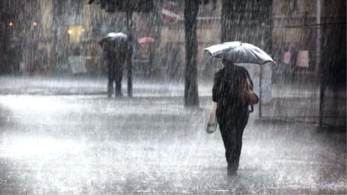 Meteoroloji\'den İstanbullulara Uyarı: Öğleden Sonraya Dikkat, Sağanak Etkisini Artıracak