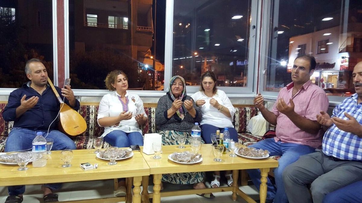 Neşet Ertaş Türküleriyle Anıldı