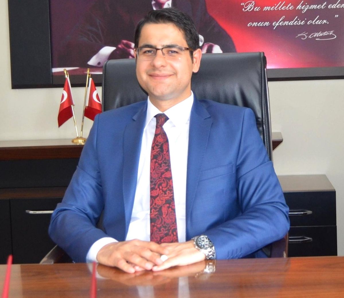 Selendi Kaymakamı Göreve Başladı
