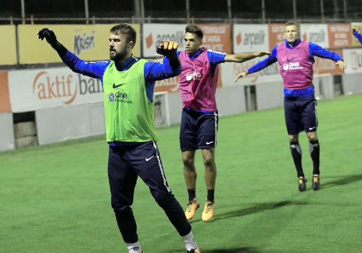 Trabzonspor\'da Beşiktaş Maçı Hazırlıkları Başladı