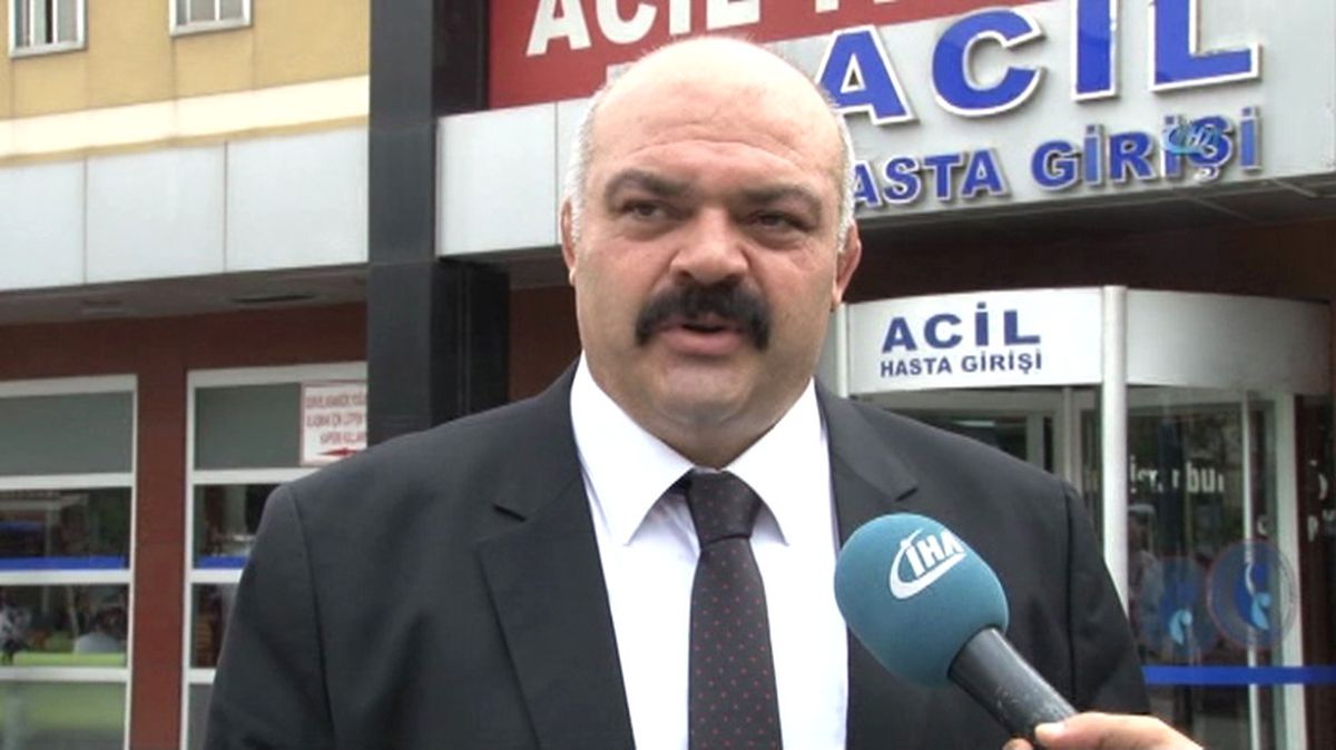 Tüm Halkımızı Naim Süleymanoğlu\'na Dua Etmeye Davet Ediyorum"
