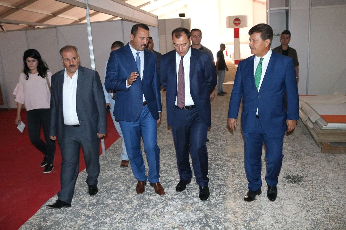 Vali Kaldırım, Fuar Alanını İnceledi