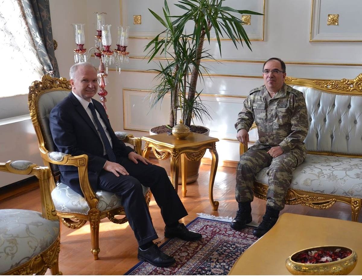 Vali Tümgeneral\'i Makamında Ağırladı