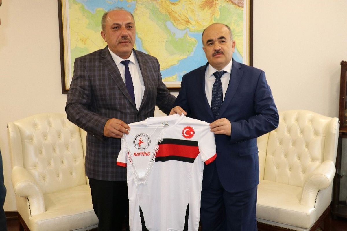 Vali Zülkif Dağlı "Rafting Düzce İçin Çok Önemli"