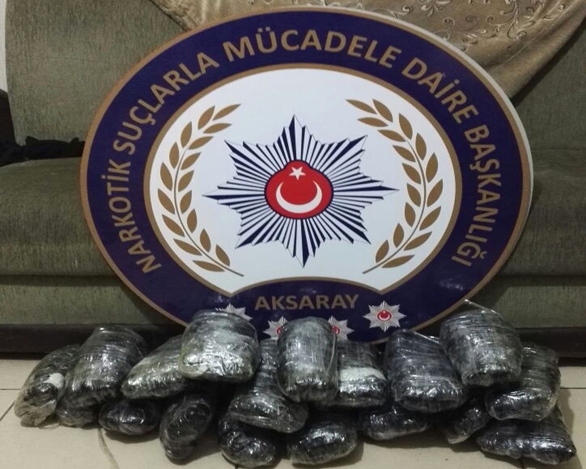 Yolcu Otobüsünde 11 Kilo Esrar Ele Geçirildi