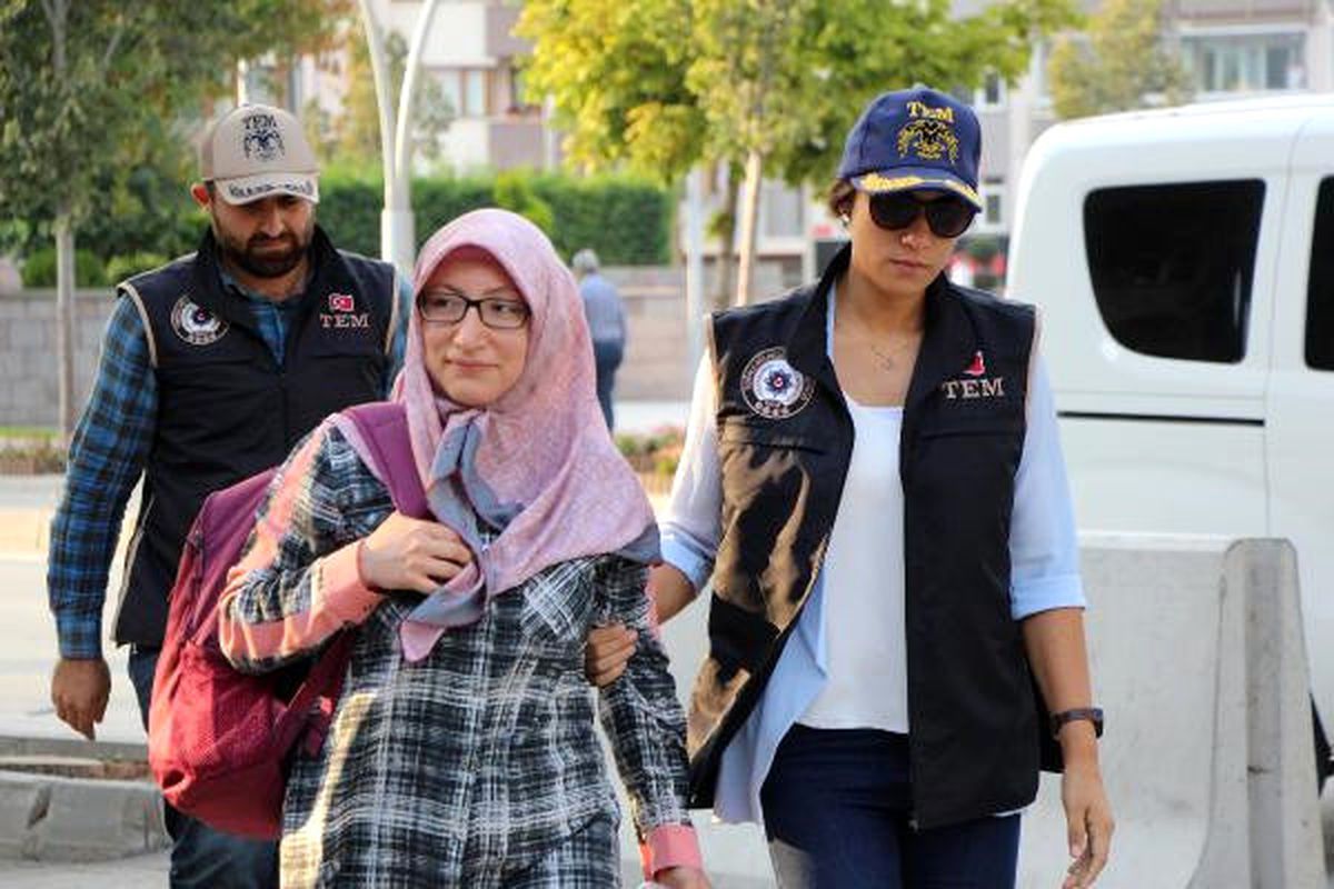 Bylock\' Kullandığı İddia Edilen Kadın Doktora Gözaltı