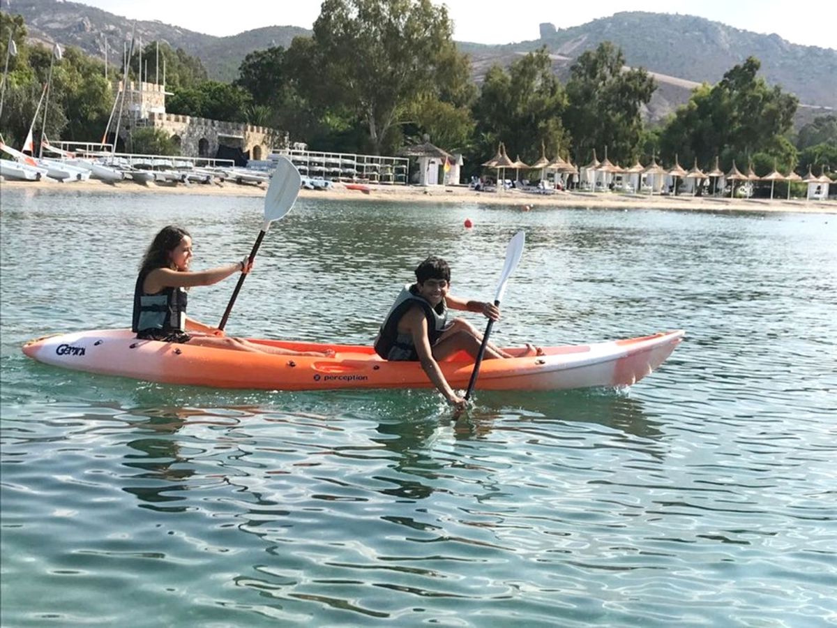 Engelsiz Deniz Kanosu" ile Denizle Buluştular