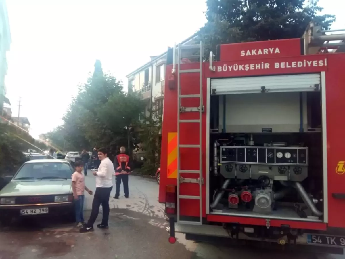 Gaz Sızdıran Otomobil Korku Dolu Anlar Yaşattı