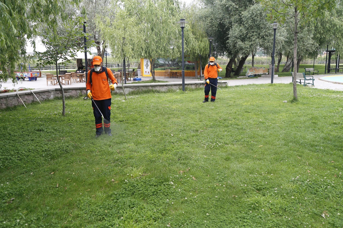 Gölbaşı Belediyesi İlaçlama Çalışmalarına Hız Verdi