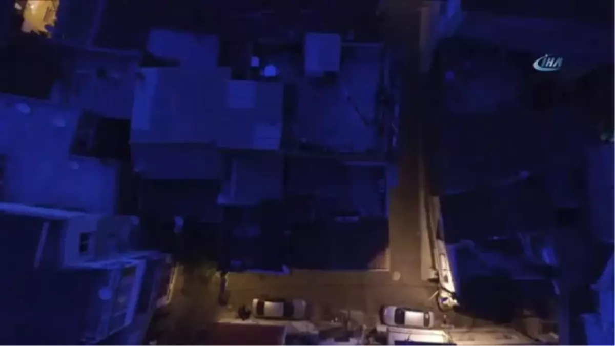 İzmir\'de Uyuşturucu Operasyonu Kamerada: 19 Gözaltı