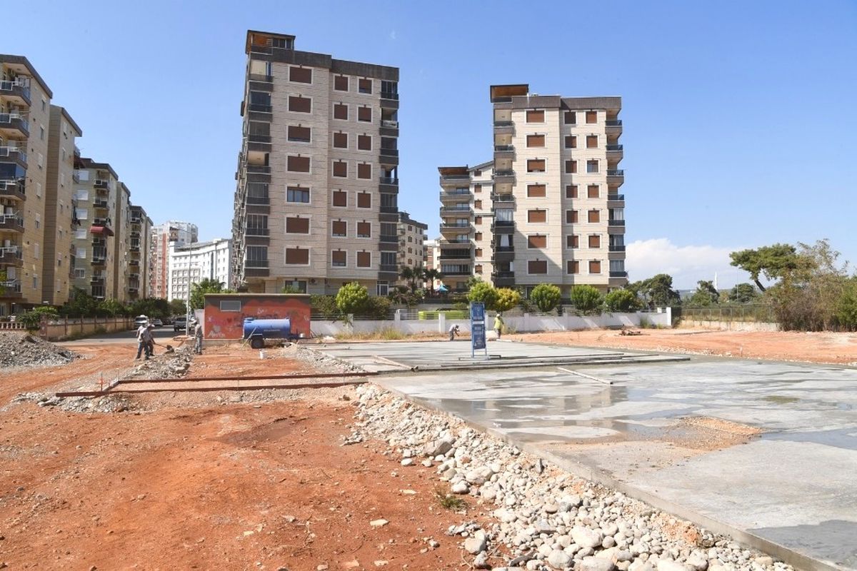Konyaaltı Belediyesi\'nden Siteler\'e 14\'üncü Park