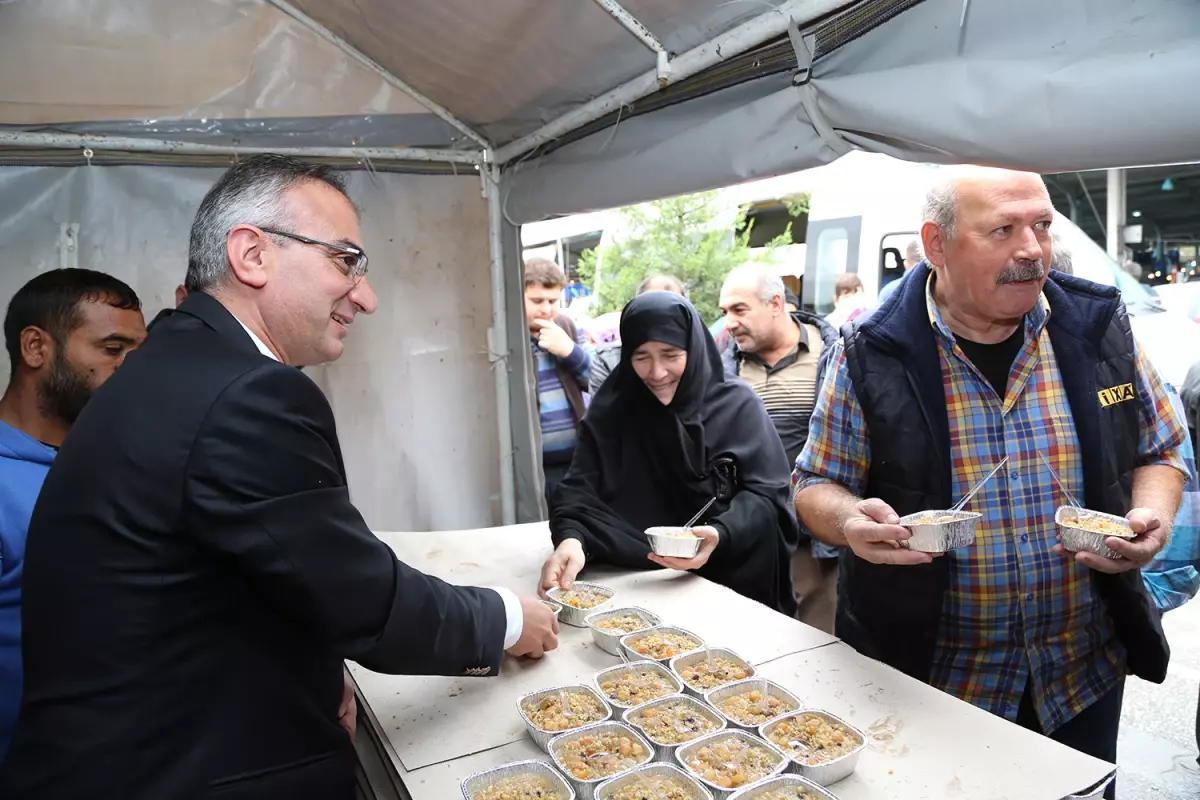 Sapanca Belediyesi 7 bin Kişilik Aşure Dağıtacak