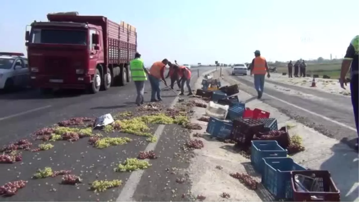 Tarım İşçilerini Taşıyan Kamyonet Devrildi: 1 Ölü, 6 Yaralı