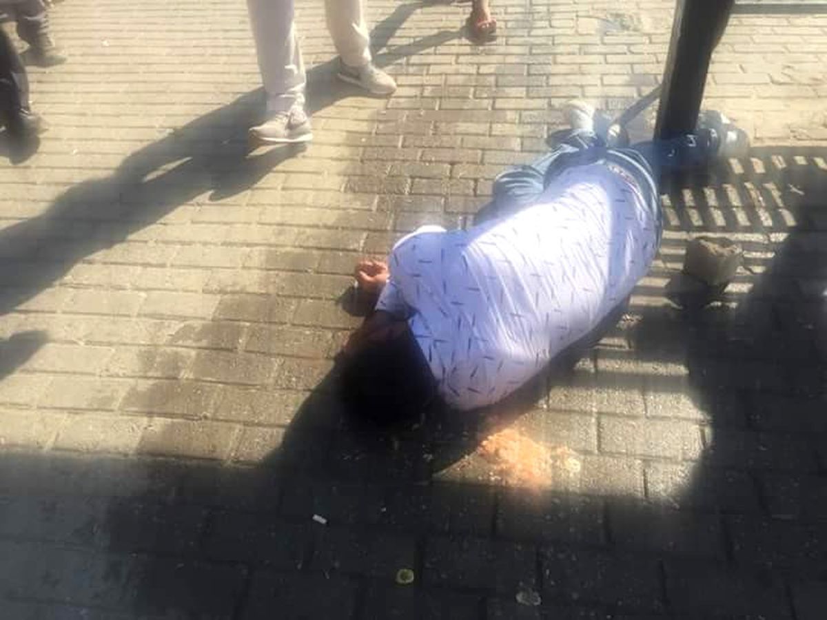 Uyuşturucu Krizine Giren Gencin Yardımına Koşan Mahalleli İsyan Etti