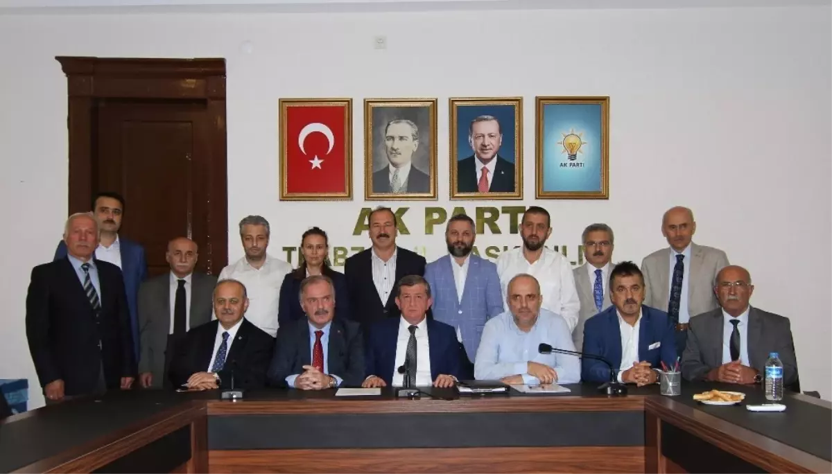 AK Parti İl Başkanı Revi Basın Toplantısı Düzenledi