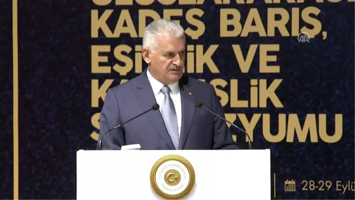 Başbakan Yıldırım: "(15 Temmuz) O Gece Millet Olarak Omuz Omuza Mücadele Verdik" - Çorum