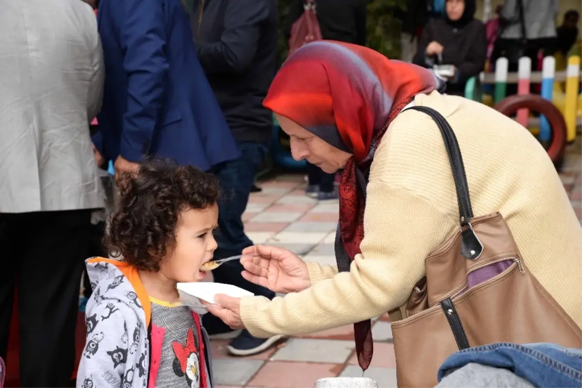 Bozüyük Anaokulu\'ndan Geleneksel Aşure Günü Etkinliği