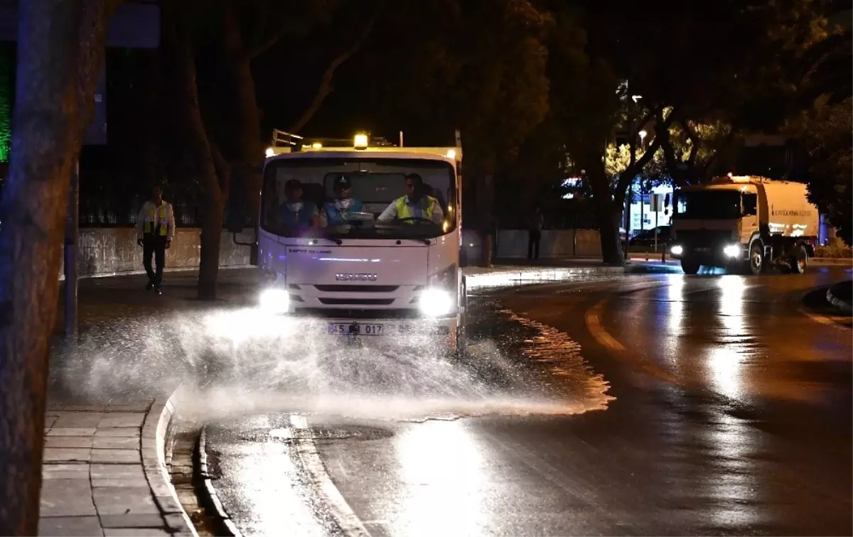 Sabahın İlk Işıklarına Kadar Temizlik