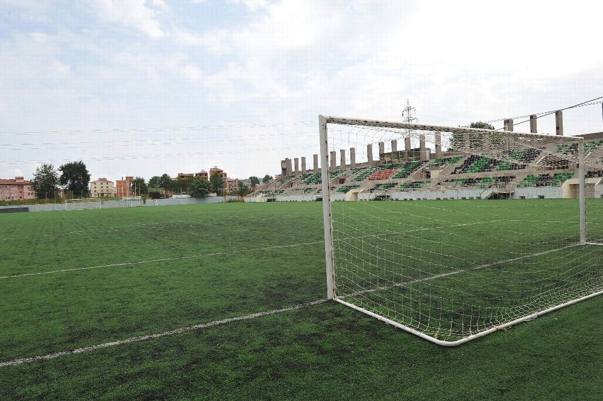 Trabzon\'un Birçok İlçesi Yeni Futbol Sahalarına Kavuşuyor