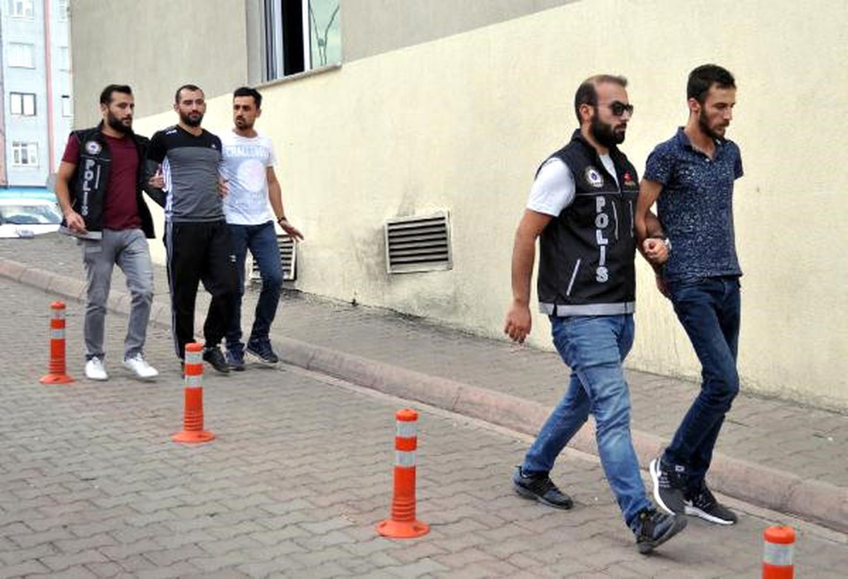 Uyuşturucu Sattıkları İddia Edilen Şüpheliler Hakim Karşısına Çıkarıldı