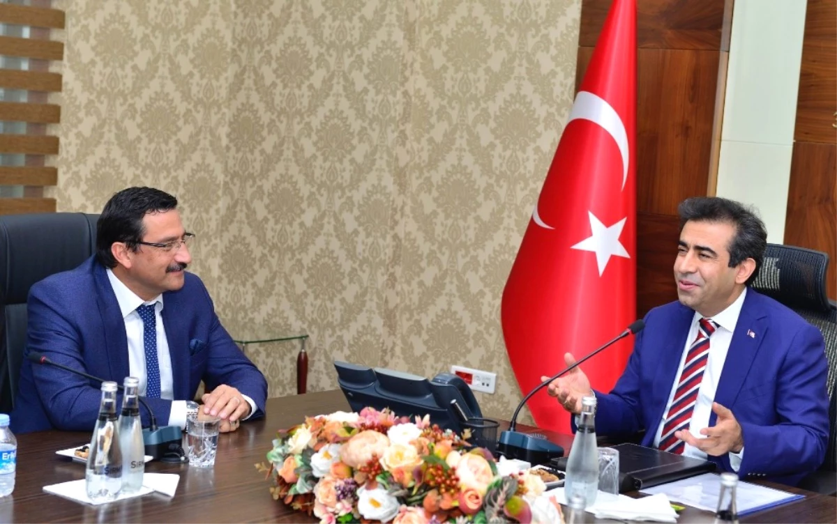 Vali Güzeloğlu, Keçiören Belediye Başkanı Ak\'ı Kabul Etti