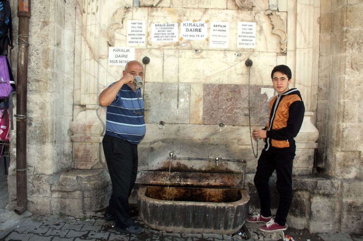 180 Yıldır Durmadan Akıyor