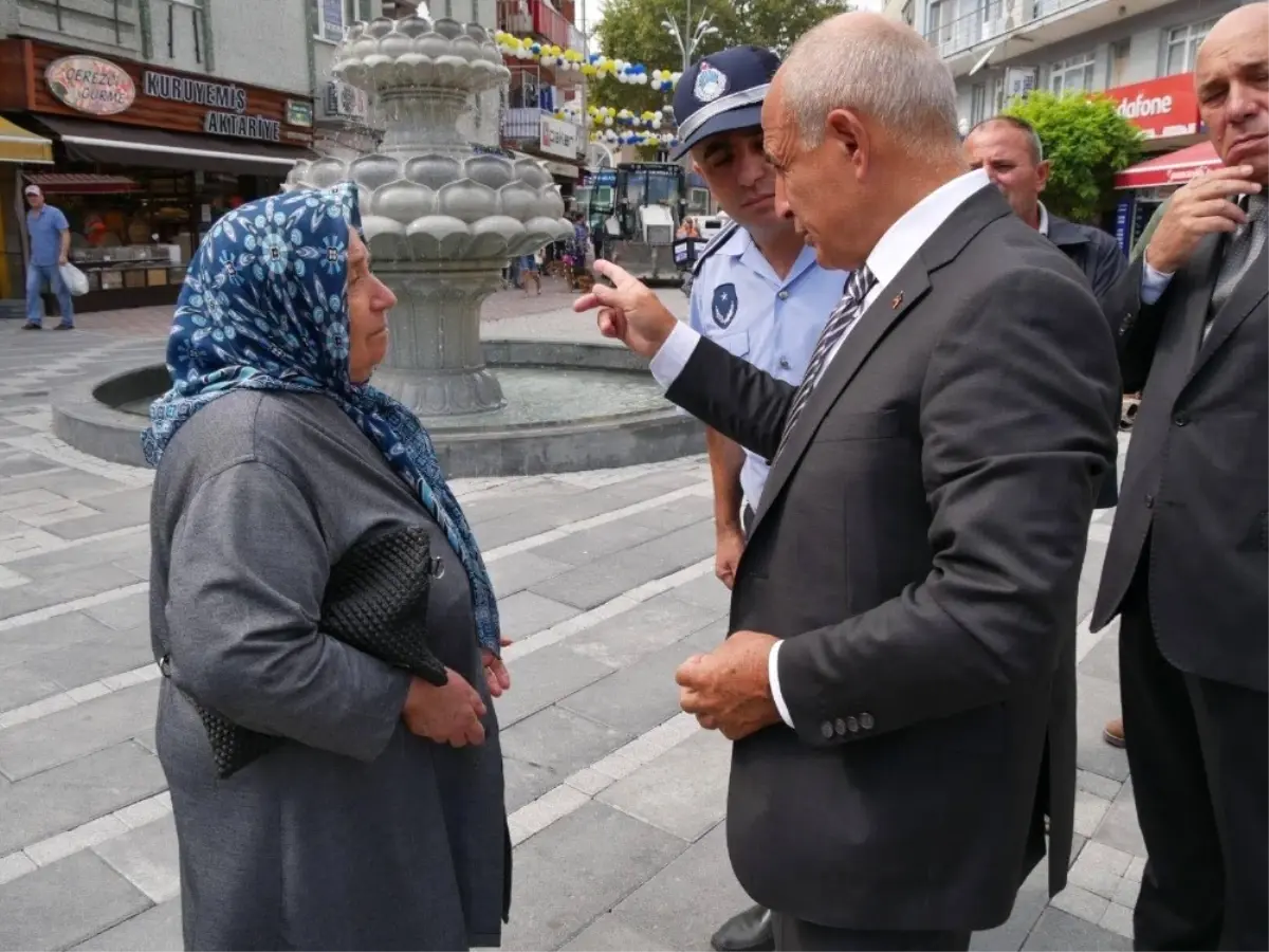 Büyükçekmece Modern Bir Meydana Daha Kavuşuyor