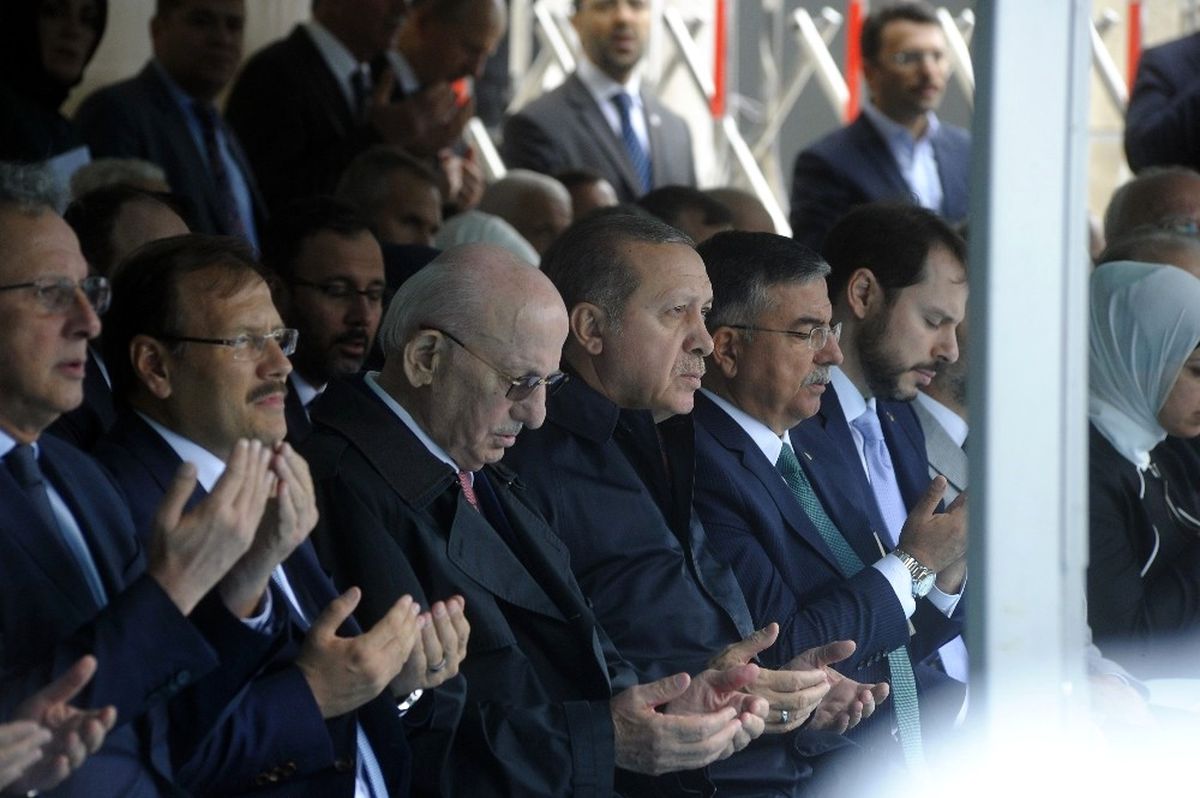 Cumhurbaşkanı Erdoğan İmam Hatipli Öğrencilere Seslendi