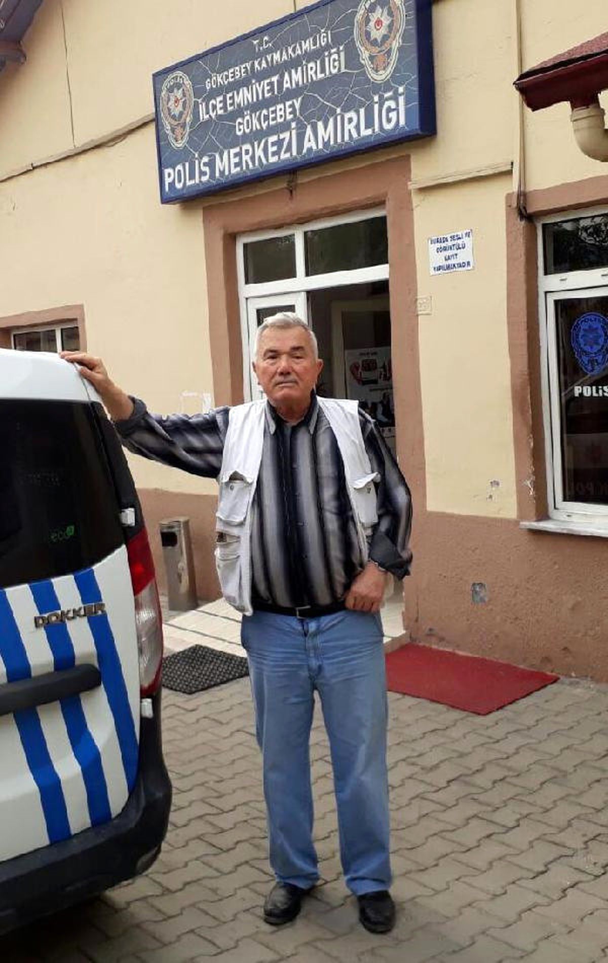 Emekli Öğretmeni Dolandırılmaktan Polis Kurtardı