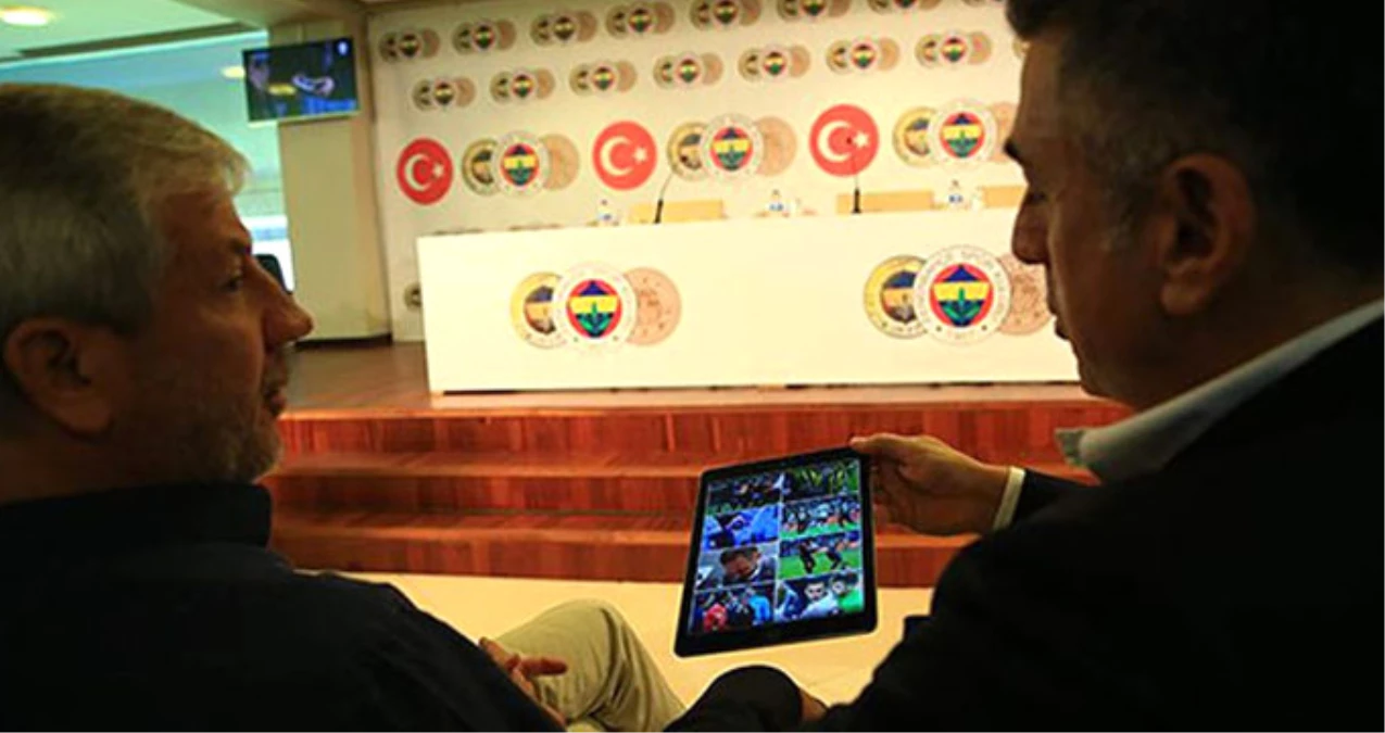 Fenerbahçeli Yönetici, Gazetecilere Fotoğraf Gösterdi: Efendi Beşiktaş İşte Bu