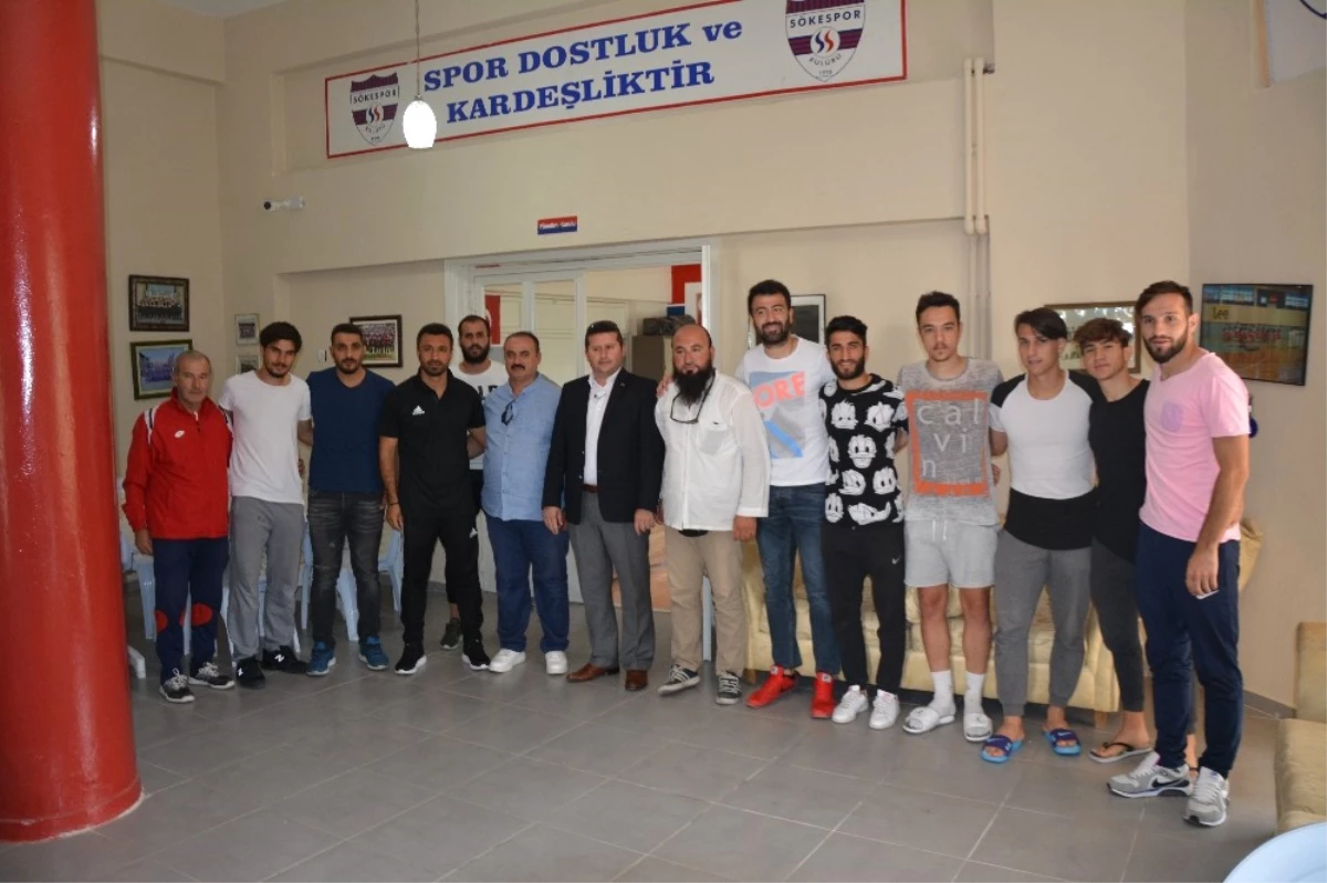 Hafta Sonunu İple Çeken Sökespor Taraftarı, Takımını Yalnız Bırakmıyor